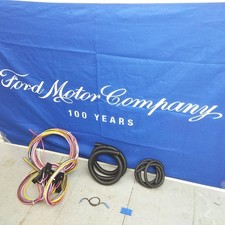 1980 - 1986 Ford Truck or Bronco Wire Harness Fuse Block Upgrade Kit hot rod picture
