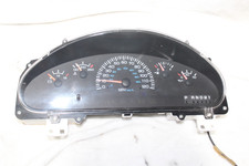 98-03 Dodge RAM 1500 2500 Van Instrument Cluster DASH Gauges SPEEDOMETER 134K picture
