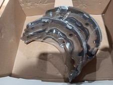 Raybestos Element3 Replacement Rear Drum Brake Shoes Set For Chrysler, Jeep, Dod picture