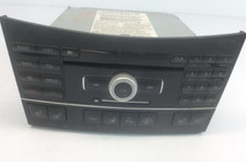 2010-2011 Mercedes E Class AM FM CD Navigation Radio Player Receiver  picture