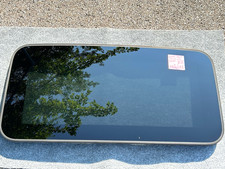 2008-2017 Infiniti EX35 EX 37 Single Sunroof Glass Moonroof Window Factory OEM picture
