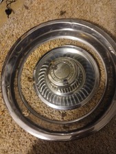 Vintage Chevrolet Center Cap With Beauty Ring picture