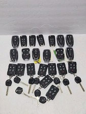 Mixed Lot Of 22 OEM Chevrolet Keys And Key Fobs Most Likely Needs Reprogramming picture