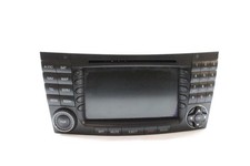 2007-2008 Mercedes Benz E Class AM FM Radio Receiver w/ Display ID 211820439 OEM picture