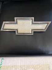 Vtg 1983-1987 Chevrolet Chevy Truck Bow Tie Grille Emblem Badge 14043882 Metal picture