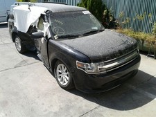 ALL WHEELS HAVE SCRATCHES AND CURB RASHES.SEE PHOTOS picture