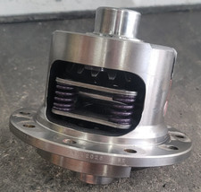 USED - Yukon Gear and Axle Duragrip Dana 44 - 30 Spline - YDGD44-4-30-1 - Posi picture