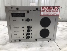 89 Carver 27 Montego 2757 Boat 115 V AC shore breaker switch control board panel picture