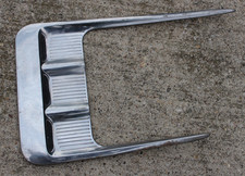 1958 58 Chevrolet Impala rear quarter panel pitch fork trim molding, left side picture