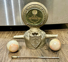 Vintage Antique Boyce Moto Meter Standard Radiator Cap Monogram Dog Bone Flip⁠ picture