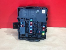 09-19 Nissan Armada Fuse Relay Box Integrated Power Module IPDM 284B7 ZE03B .. picture