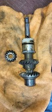 1964 9.5 horsepower Johnson Evinrude outboard motor lower unit gear parts lot picture