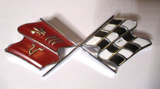 VINTAGE CROSSED FLAGS FUEL GAS DOOR EMBLEM 1968-73 CHEVROLET CORVETTE 3954546 picture
