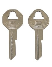 2 OEM GM KEY BLANKS 1940-41 Buick Super Series 50 Coupe ALL LOCKS B10 B11 32318 picture
