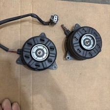 2011-2017 Toyota Sienna Radiator Cooling Fan Motor Motors OEM picture