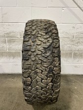 1x LT285/70R17 BFGoodrich All Terrain TA KO2 14/32 116 Q Used Tire 2857017 picture