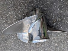 Yamaha 150-175-200-220-225-250-300 Propeller RH SS 15-1/4x 15 picture