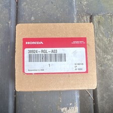 New Genuine Honda Set Stator 38924RGLA03 / 38924-RGL-A03 picture