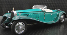 Bugatti with 8Cyl.Engine/Orig.Wheel Rims/Mascot1:24SCALE CUSTOM METAL MODEL picture
