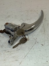 NOS OEM WBB 131652 STANDARD VANGUARD 1948-53 LOCKING DOOR HANDLE 49-54 Triumph R picture