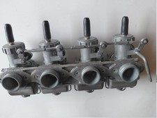 1969 1970 Honda CB750K-K0 carburetors picture