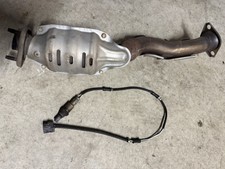 HONDA INSIGHT 2010-2014 REAR CATALYC CONVERTER ORIGINAL PART picture