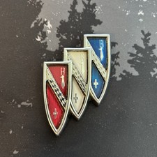 VINTAGE 1961-1964 BUICK ELECTRA LE SABRE GRILLE EMBLEM BADGE TRI-SHIELD USED  picture