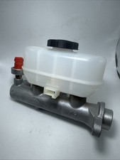Ford F4TZ-2140-H Brake Master Cylinder with Reservoir. OEM NOS picture