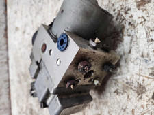2004-2008 Toyota Corolla ABS Pump Module OEM Anti-Lock Brake Unit Working Unit picture