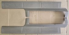 1999-2007 GM Suburban/Yukon XL Front Sill Scuff Plate (Set) Driver/Pass Neutral picture