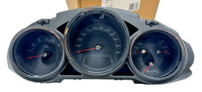 OEM 2012-2014 Cadillac CTS-V Speedometer Instrument Cluster KPH 22822935 picture