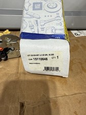 GM General Motors Genuine OEM NOS Latch 15110646 New picture