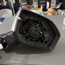 23-25 HYUNDAI Palisade, Right  View Door Mirror OEM USED FOR PARTS ONLY (536) picture