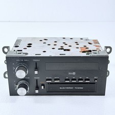 OEM Delco AM/FM Car Radio Receiver Various Gm Models From 1982 - 1989 Untested picture