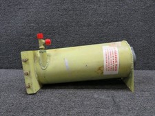 630039-001 (Alt: 630037-901U) Piper Aerostar 601P Hydraulic Fluid Reservoir picture