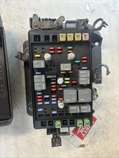2006 Chevrolet Trailblazer Engine Fuse Box Assembly OEM With Warranty picture