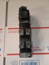  2003-06 Chevy / GMC Tahoe / Yukon Driver Door Window Switch Assembly 15112971 picture