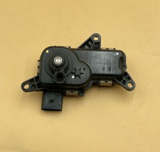 2011 - 2016 Chevrolet Cruze Intake Short Running Valve Manifold Actuator OEM # picture
