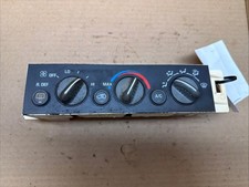 1996-2000 Chevrolet Suburban Temperature Control Unit OEM 16199266 picture