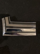 ✅ NOS 1968 Oldsmobile Delta Custom Fender Die Cast trim 68 Olds 399854 R. Front picture