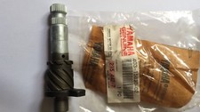 YAMAHA DT100 MX100 RT100 MX90 73-76 403-15660-02 Kick Start Axle Assy N.O.S picture