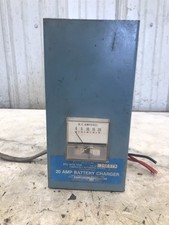 Professional Mariner Pro Mite 15/20 20 amp Marine battery charger 3 bank  picture
