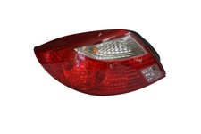 2001 2002 KIA RIO LEFT TAILLIGHT OEM ORIGINAL USED 4 DOOR SEDAN OEM DRIVER LH picture