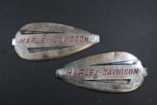 NOS 1980's repro Harley-Davidson KNUCKLEHEAD '40-'46 Tank Badges 