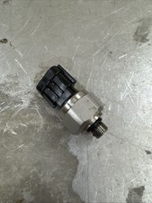 OEM YAMAHA OIL PRESSURE SENDER PN# 6AW-83651-00-00 (B-74-7) picture