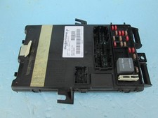 2005 2006 FORD MUSTANG INTERIOR BODY CONTROL MODULE BCM FUSE BOX 4R3T-14B476-FL picture