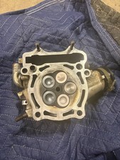 2001-2004 Wr 250f Cylinder Head￼ picture