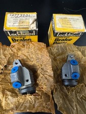 NOS Lockheed SET OF 2 35001 and 35000 Front Wheel Cylinders Morris Midget Sprite picture
