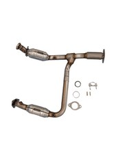 Front Catalytic Converter for 2006-2009 Saab 9-7x 5.3i 5.3L V8 GAS OHV picture