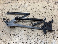 16-20 McLaren 570S RH Tonneau Hinge OEM picture